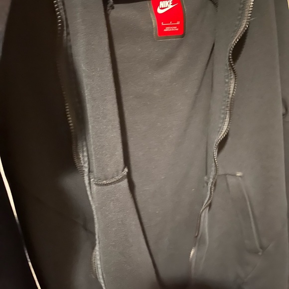 Nike Black Zip Up Track Jacket - Picture 4 of 4